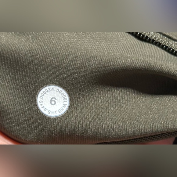 Lululemon Athletica Olive Leggings - Picture 6 of 6